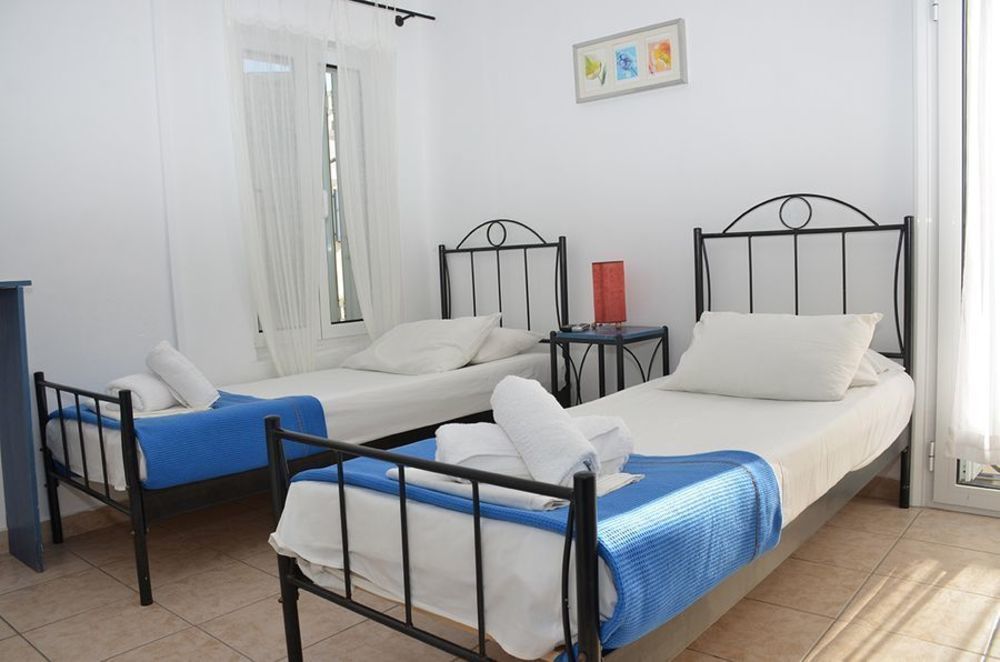 Hermes Rooms Tinos Exterior photo