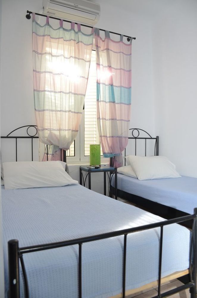 Hermes Rooms Tinos Exterior photo
